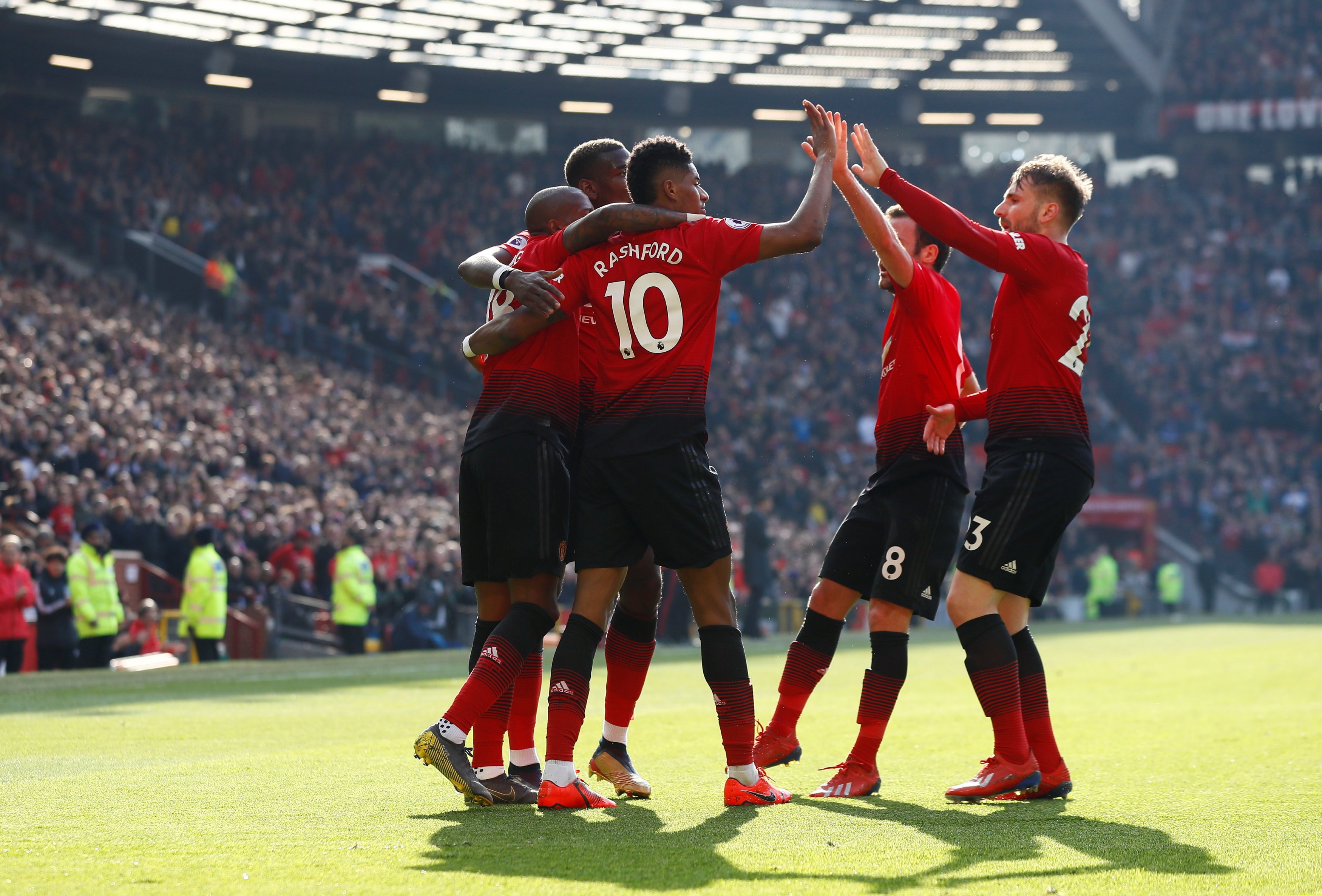 跳水运动不 跳水运动不